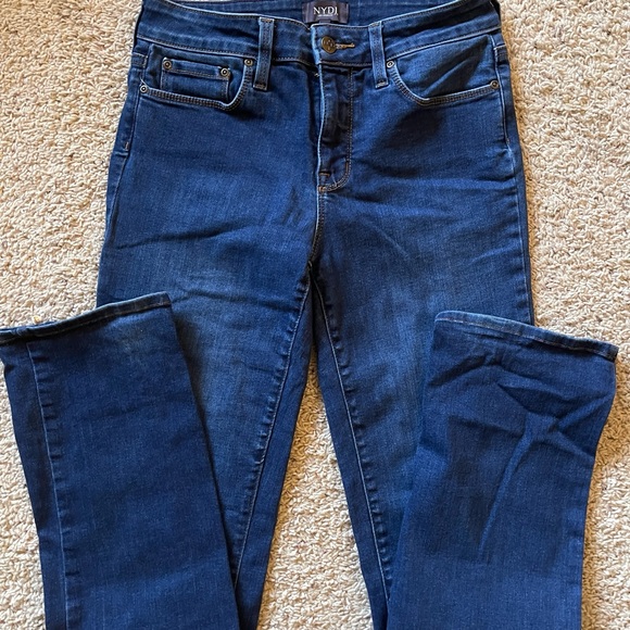 NYDJ Denim - NYDJ Lift and Tuck Marilyn Straight Leg Jeans Size 4